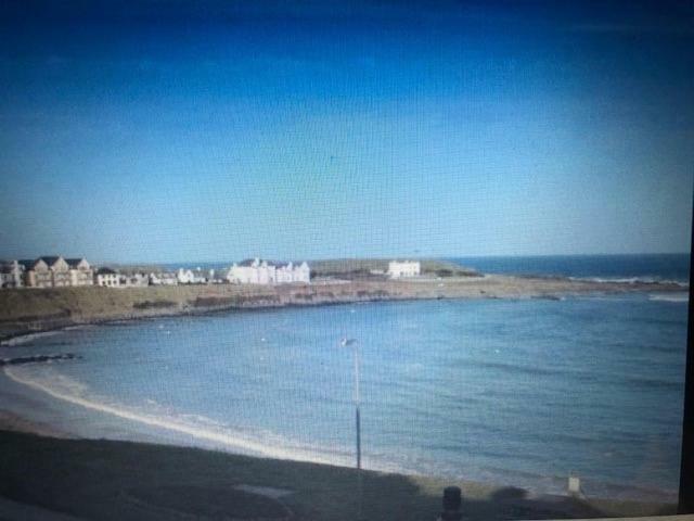 Beach Front Apt Portballintrae , Bushmills Close To Royal Portrush Golf Club エクステリア 写真